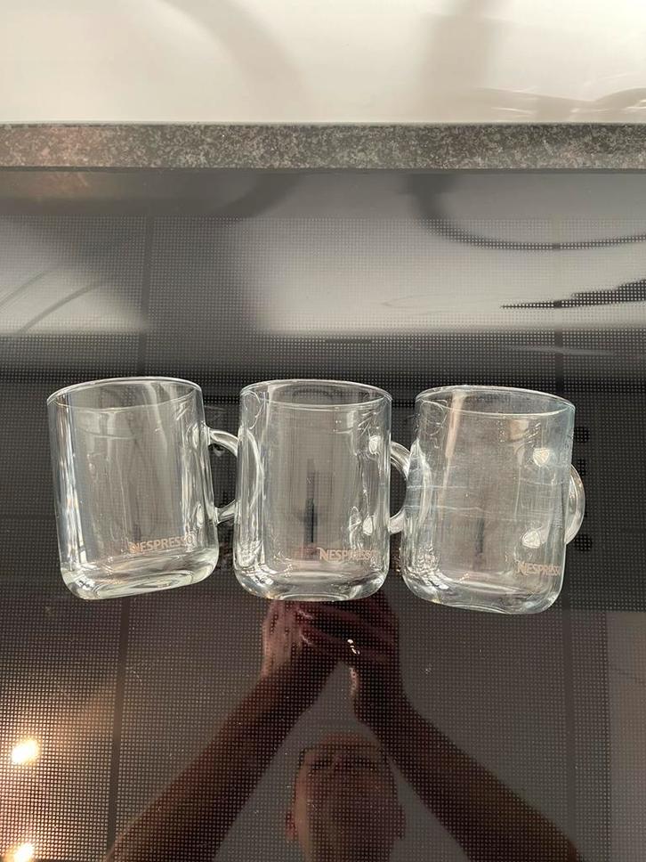 3  mokken  van de Nespresso Vertuo Collection., Verzamelen, Glas en Drinkglazen, Zo goed als nieuw, Ophalen of Verzenden