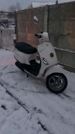 Vespa lx 50cc 2t a klasse, Vélos & Vélomoteurs, Scooters | Vespa, Enlèvement ou Envoi, Comme neuf, Vespa LX