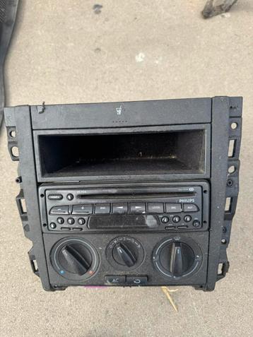 Radio vw golf 4 beschikbaar voor biedingen