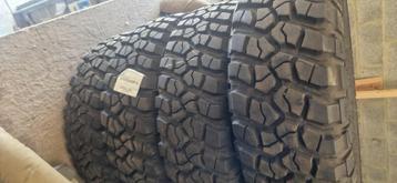 Bf goodrich km02 T/a mud terrain banden beschikbaar voor biedingen