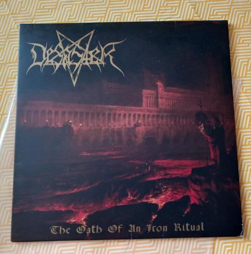 LP Desaster the oath of an iron ritual gold vinyl, Cd's en Dvd's, Vinyl | Hardrock en Metal, Zo goed als nieuw, Ophalen