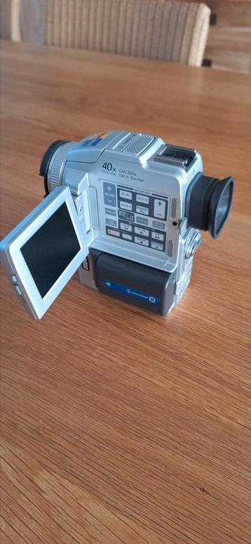 Digitale videocamera Sony DCR-PC110E te koop als nieuw beschikbaar voor biedingen