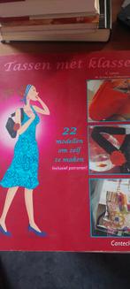 M. Enderlen-Debuisson - Tassen met klasse, Boeken, Ophalen of Verzenden, M. Enderlen-Debuisson; C. Laisné
