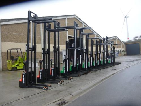 NIEUWE stapelaars 1.5T  lithium ion + 2J GARANTIE, Zakelijke goederen, Machines en Bouw | Heftrucks en Intern transport, Stapelaar