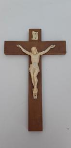 Kruisbeelden, Antiek en Kunst, Ophalen