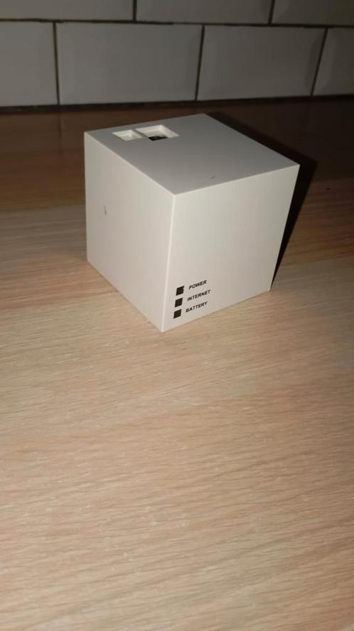 Eq3: Set van 5 thermostaatkranen + server + thermostaat, Doe-het-zelf en Bouw, Thermostaten, Zo goed als nieuw, Ophalen of Verzenden