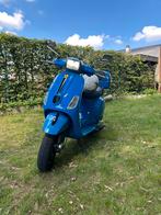 Vespa sprint s125 van 2013 met 5300 km op de teller, Fietsen en Brommers, Scooters | Vespa, Ophalen of Verzenden, Zo goed als nieuw