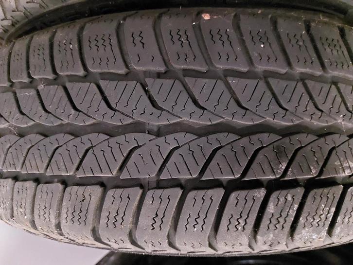 Kit hiver 15 pouces, Autos : Pièces & Accessoires, Pneus & Jantes, Pneu(s), Pneus hiver, 15 pouces, Enlèvement