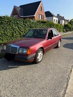Mercedes 200d w124 diesel OLD TIMMER, Auto's, Mercedes-Benz, Zwart, Particulier, Te koop, 2000 cc