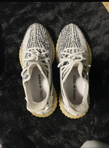 Yeezy booster zebra, heel goeden staat., Enlèvement ou Envoi, Comme neuf, Adidas