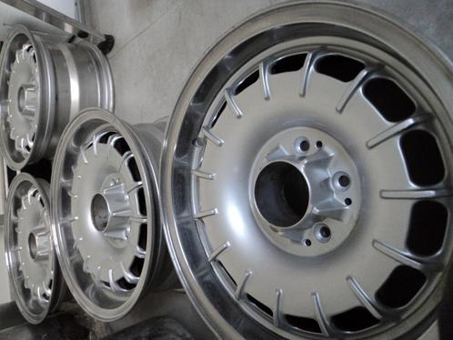 mercedes barock 15 inch ! gullideckel 15 inch et 25 oa w107, Auto-onderdelen, Banden en Velgen, Velg(en), 15 inch, Gebruikt, Ophalen