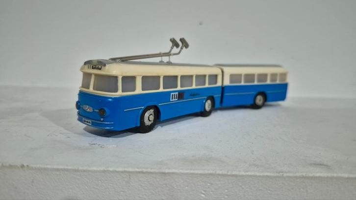 Trolleybus Articulé Brawa HO, Hobby & Loisirs créatifs, Trains miniatures | HO, Comme neuf, Locomotive, Autres marques, Analogique