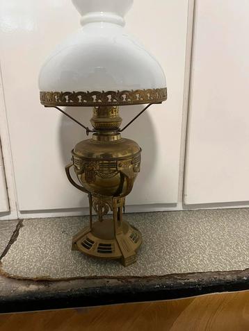 Koperen olielamp beschikbaar voor biedingen