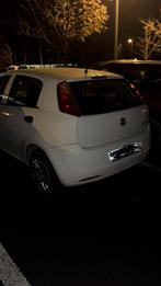 Fiat punto 2014 134.000km, Auto's, Fiat, Voorwielaandrijving, Wit, Bedrijf, Dealer onderhouden