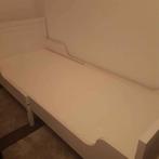 2 Wit evoluerend kinderbed + onberispelijk matras, Ophalen, Zo goed als nieuw, Lattenbodem