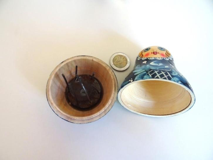 Zeldzame rammelaar in de vorm van een Matroesjka, Antiek en Kunst, Kunst | Niet-Westerse kunst, Ophalen of Verzenden