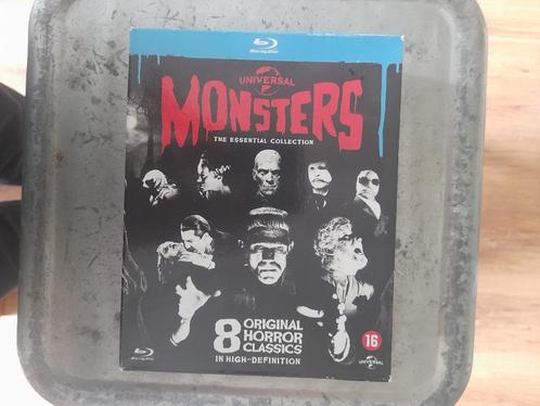 Universal Monsters – essential collection (8 blu-rays), Cd's en Dvd's, Blu-ray, Zo goed als nieuw, Horror, Boxset, Verzenden