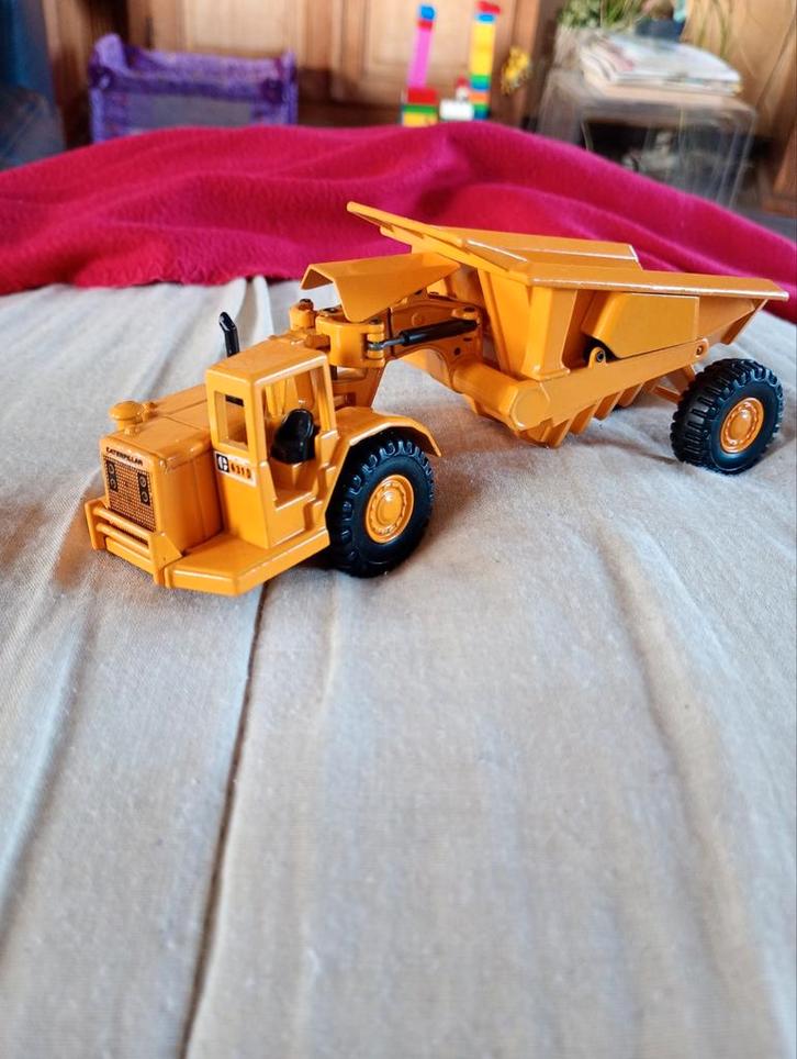 Caterpillar 631D, Hobby & Loisirs créatifs, Voitures miniatures | 1:50, Enlèvement ou Envoi