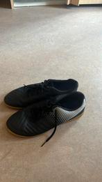 Kipsta zaalschoenen, Sport en Fitness, Ophalen of Verzenden, Zo goed als nieuw