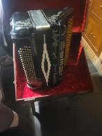Vintage accordeon met wat opkuiswerk, Muziek en Instrumenten, Accordeons, Ophalen, Gebruikt