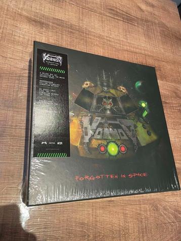 Voïvod – Forgotten In Space - 6 x lp box . metal 80's beschikbaar voor biedingen