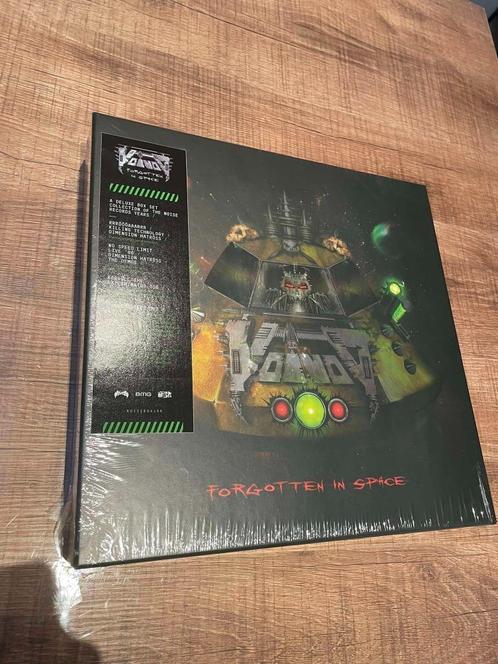 Voïvod – Forgotten In Space - 6 x lp box . metal 80's, Cd's en Dvd's, Vinyl | Hardrock en Metal, Nieuw in verpakking, Ophalen of Verzenden