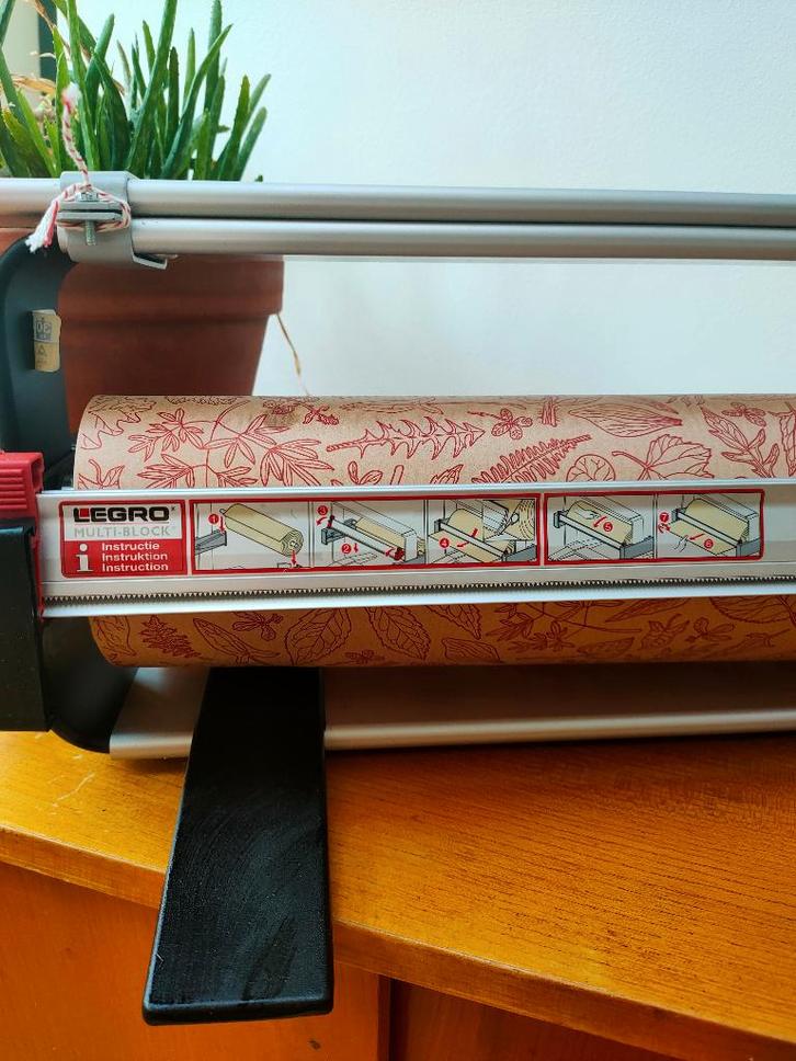 Papier- & lintafroller – 75 cm – stevig tafelmodel, Zakelijke goederen, Kantoor en Winkelinrichting | Winkel en Inventaris, Ophalen