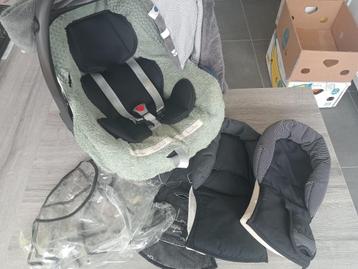 Maxi Cosi + accessoires