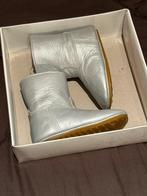 Zilvere babylaarsjes, maat 19, Kinderen en Baby's, Kinderkleding | Schoenen en Sokken, Ophalen, Zo goed als nieuw