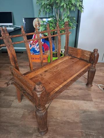 INDISCHE STOEL beschikbaar voor biedingen