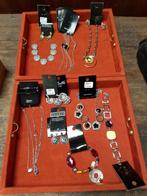 Lot de 1000 bijoux en cristal de swarovski, Bijoux, Sacs & Beauté, Colliers, Enlèvement, Avec pendentif, Neuf