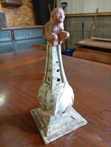 Kunstwerk/wierookbrander in keramiek beschikbaar voor biedingen