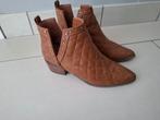 Bruine enkel laarsjes Belluci maat 37 € 10, Kleding | Dames, Ophalen of Verzenden, Zo goed als nieuw