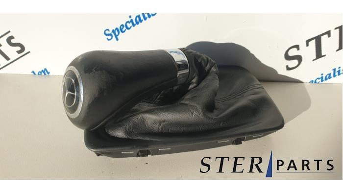Enveloppe levier de vitesse d'un Mercedes E-Klasse, Autos : Pièces & Accessoires, Habitacle & Garnissage, Mercedes-Benz, Utilisé