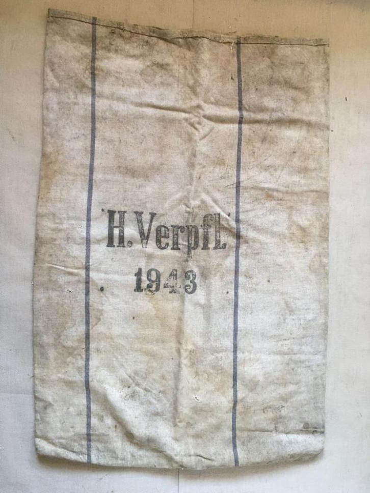 wo2 - Duitse Hulpverpleegzak 1943 - H. Vpfl.- A. Cherlet, Verzamelen, Militaria | Tweede Wereldoorlog, Landmacht, Kist of Geocache