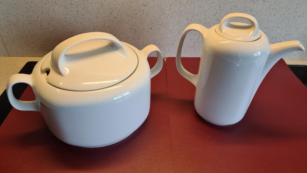 Soupière et cafetière 'Eschenbach' (Bavaria), Maison & Meubles, Cuisine | Vaisselle, Neuf, Autres types, Uni, Enlèvement ou Envoi