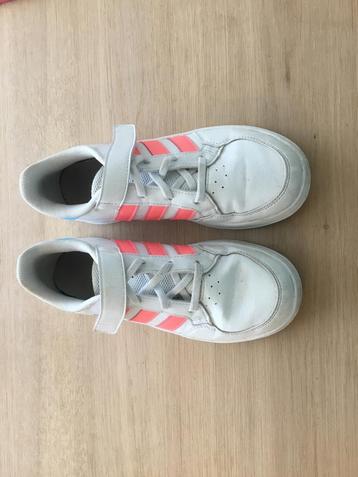 Sportschoenen van Adidas (maat 35)