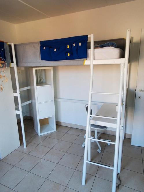 Hoogslaper Ikea (wit) inclusief bureautje en bedzak, Huis en Inrichting, Slaapkamer | Stapelbedden en Hoogslapers, Zo goed als nieuw
