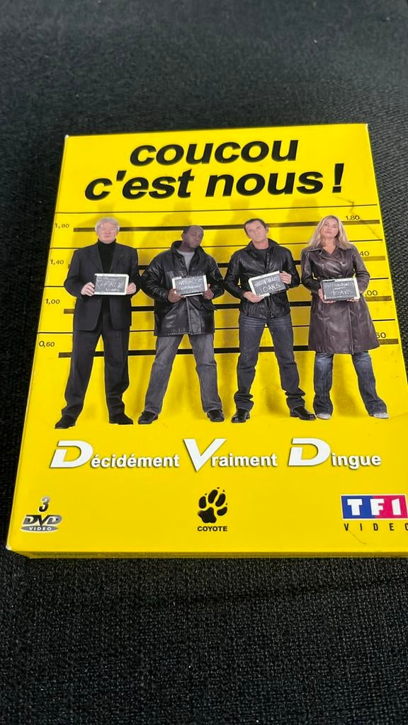 Coffret DVD Coucou c’est nous. Très bon état, Utilisé