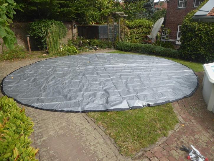 Te koop nieuw winter afdekzeil voor zwembad rond 560 cm, Tuin en Terras, Zwembad-toebehoren, Nieuw, Afdekzeil, Ophalen