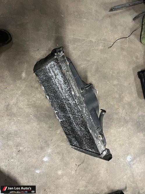 Audi 100 c3 typ 44 radiateur 5 cilinder, Auto-onderdelen, Motor en Toebehoren, Audi, Gebruikt, Ophalen of Verzenden