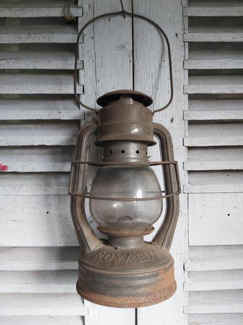 Mooie oude stormlamp / olielamp ROYALUX, Antiek en Kunst, Curiosa en Brocante, Ophalen of Verzenden