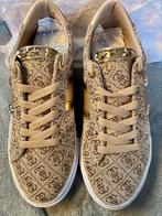 Nieuwe sneakers Guess maat 37, Nieuw, Sneakers, Ophalen of Verzenden, Guess