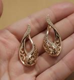 Elegante oorringen met verguld goud en zirkonia, Handtassen en Accessoires, Oorbellen, Verzenden, Nieuw, Knopjes of Stekers, Goud