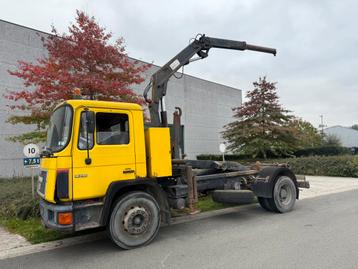 MAN 18.232 Containersysteem en kraan , Manueel , 1991 beschikbaar voor biedingen