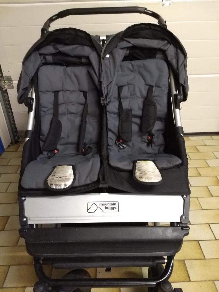 Mountain buggy Duet tweeling, Kinderen en Baby's, Tweelingen en Meerlingen, Gebruikt, Kinderwagen of Buggy, Ophalen