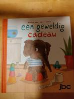 Een geweldig cadeau, Fictie algemeen, Jongen of Meisje, Guido Van Genechten, Ophalen of Verzenden