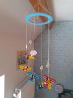 Mobiel baby kinderkamer wolken en vliegtuigjes in hout, Ophalen, Zo goed als nieuw, Mobiel