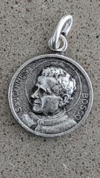Medaillon, hanger Auxilium Christianorum, Joannes Bosco., Verzamelen, Religie, Ophalen of Verzenden, Nieuw, Sieraad, Christendom | Katholiek