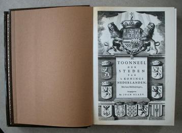 Heemkunde: Toonneel der steden van ’s Konings Nederlanden. beschikbaar voor biedingen
